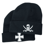 Kootud müts sümboolikaga Jolly Roger